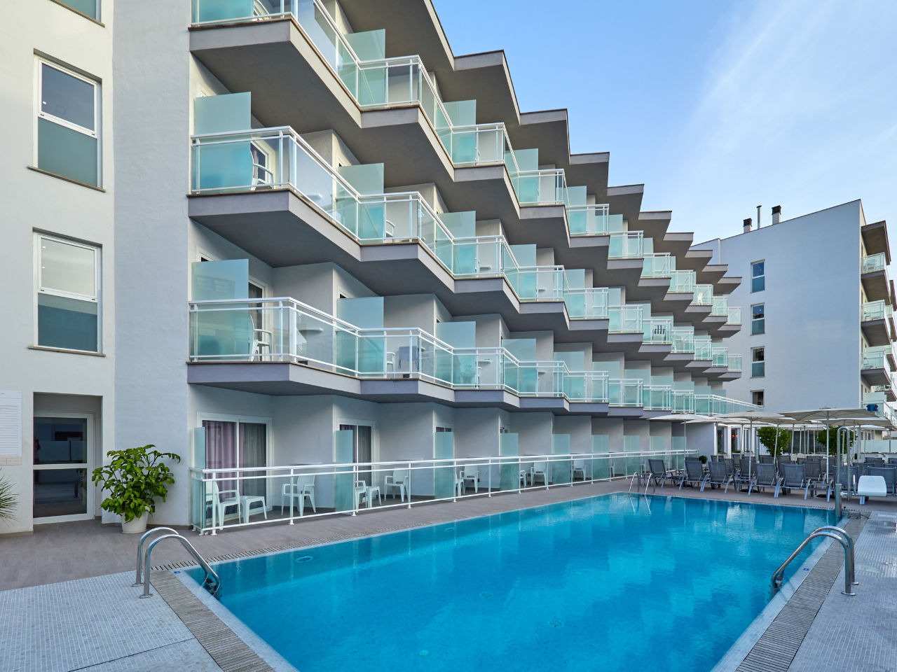 SUMMUM - BQ AMFORA BEACH - PISCINA